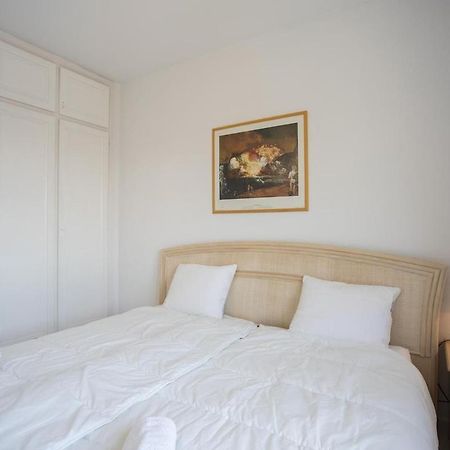 1005 Apartamento Con Vistas Al Lago San Maurici By Homeselectspain Емпуріабрава Екстер'єр фото