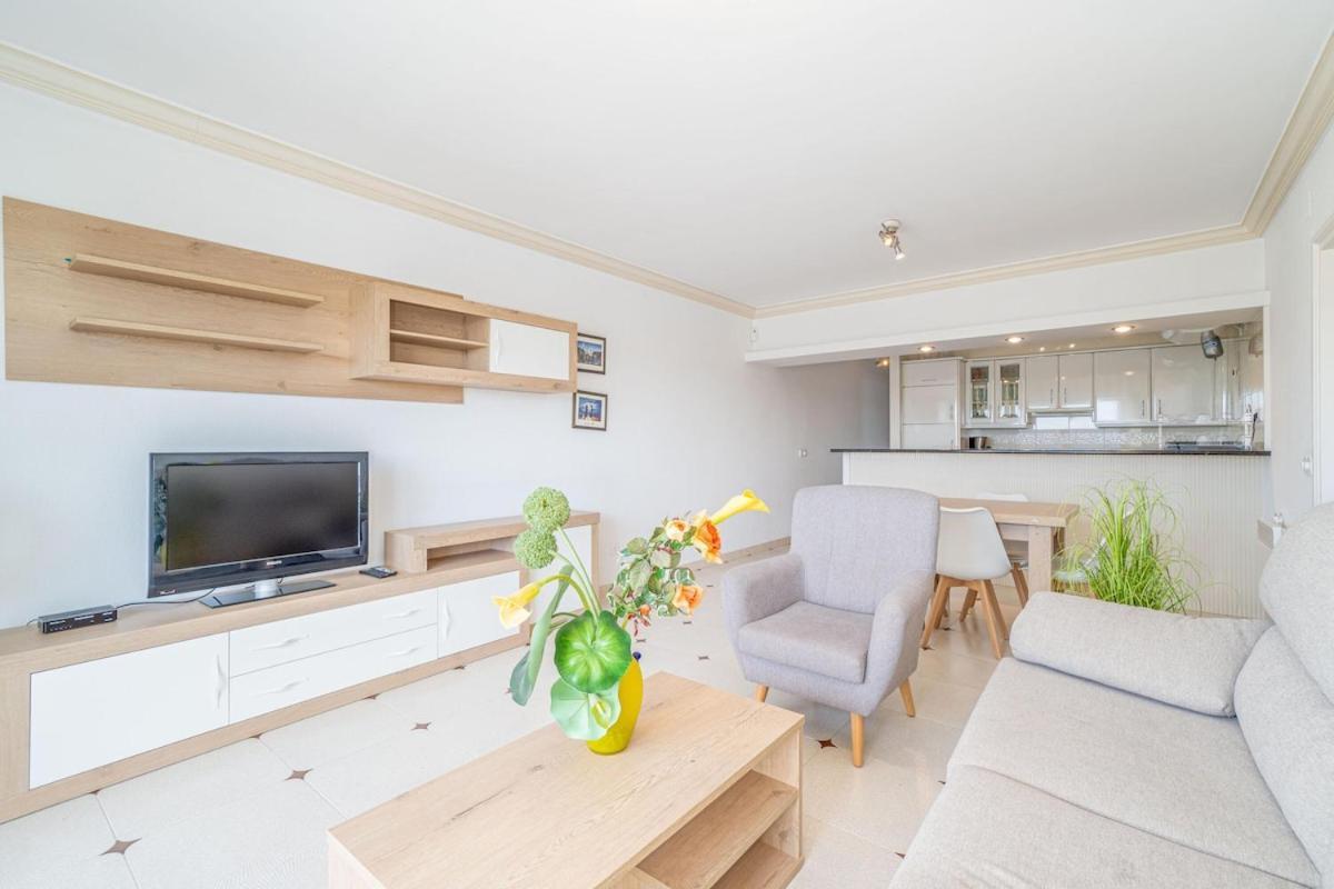1005 Apartamento Con Vistas Al Lago San Maurici By Homeselectspain Емпуріабрава Екстер'єр фото