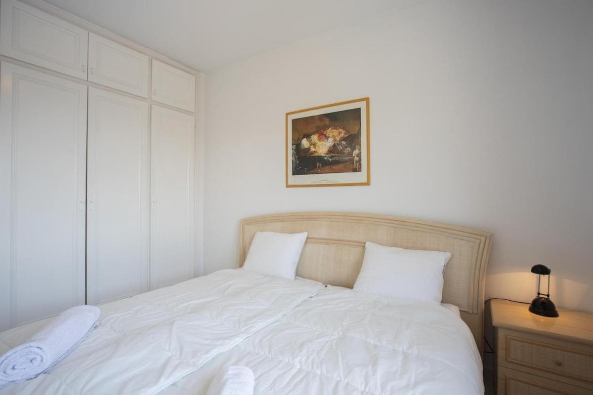 1005 Apartamento Con Vistas Al Lago San Maurici By Homeselectspain Емпуріабрава Екстер'єр фото